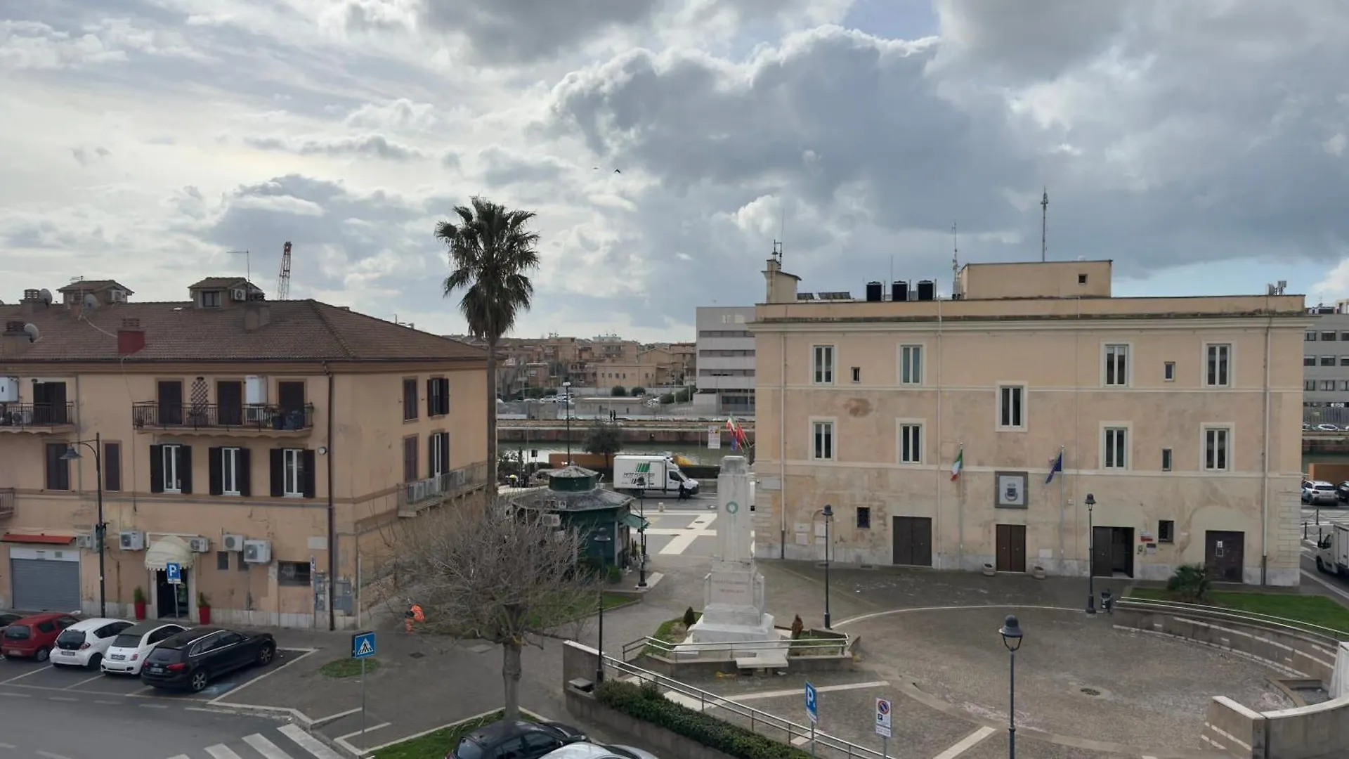 Apartment Centrale - Ottimi Collegamenti Per Roma E Apt Fiumicino