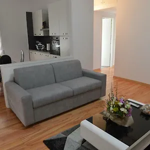  Apartamento De 60 M² En Aeropuerto De Roma - Fiumicino, Con 2 Habitación
